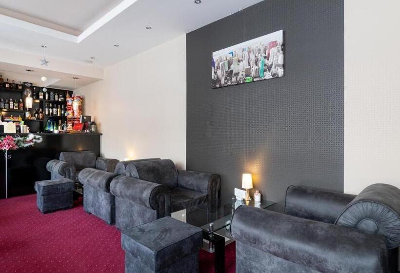 בית מלון כפרי Paradise Spa