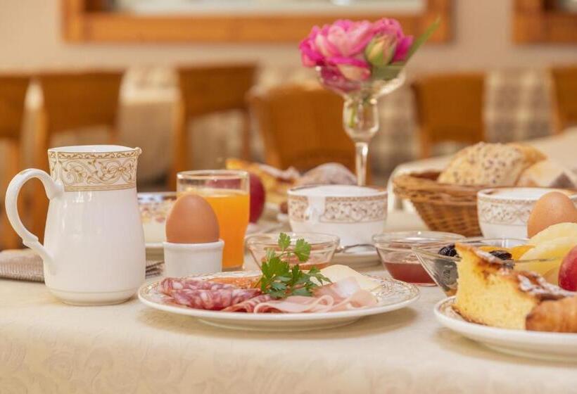 בית מלון כפרי Pippo