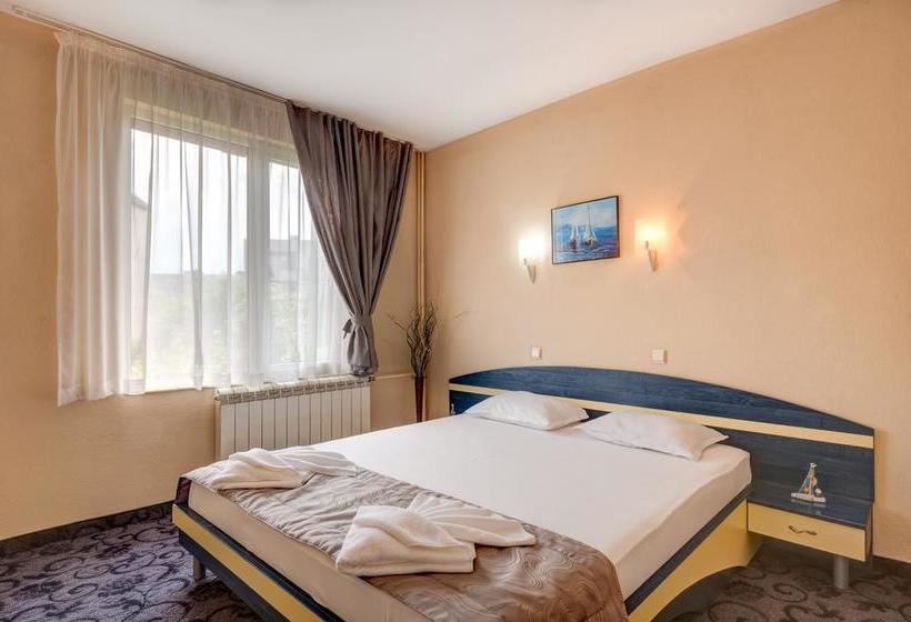 Family Hotel Prestige