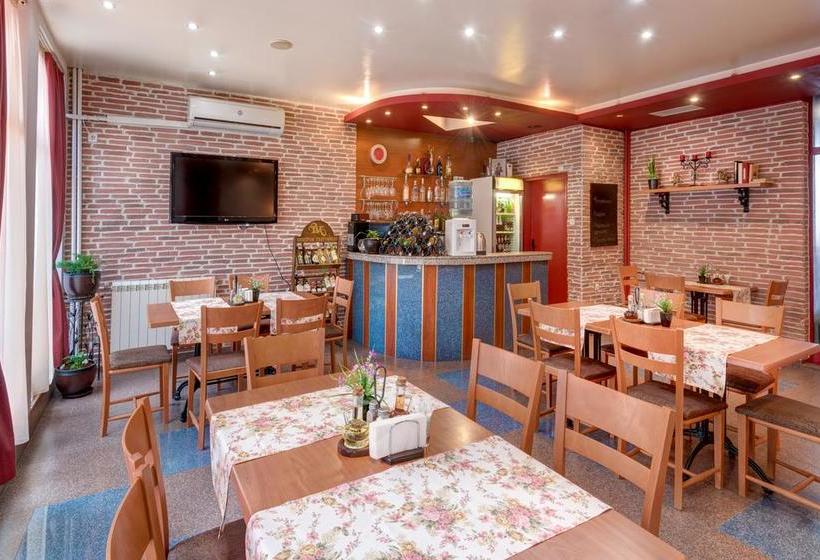 Family Hotel Prestige