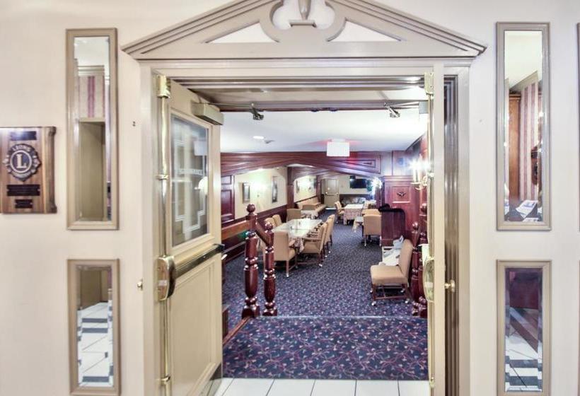 ホテル Queen S Inn At Stratford