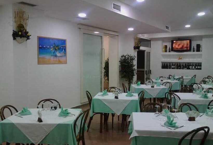 Отель Ristorante Chiar Di Luna