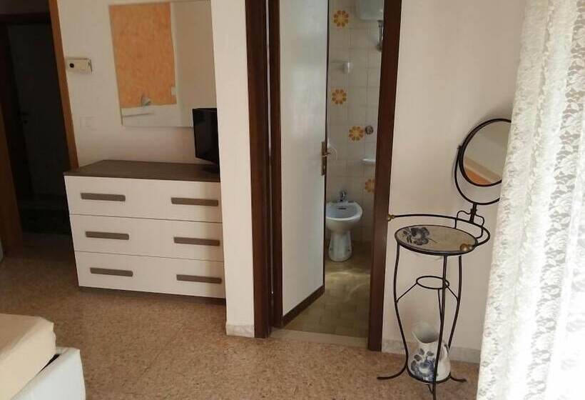 Отель Ristorante Chiar Di Luna