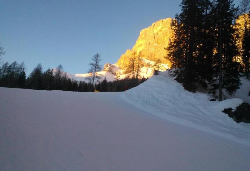 בית מלון כפרי Serenella