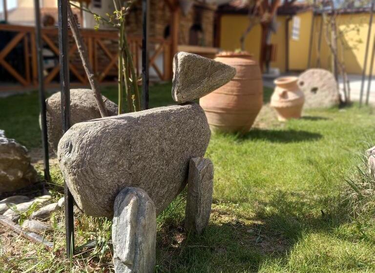 호텔 Sharkov Family