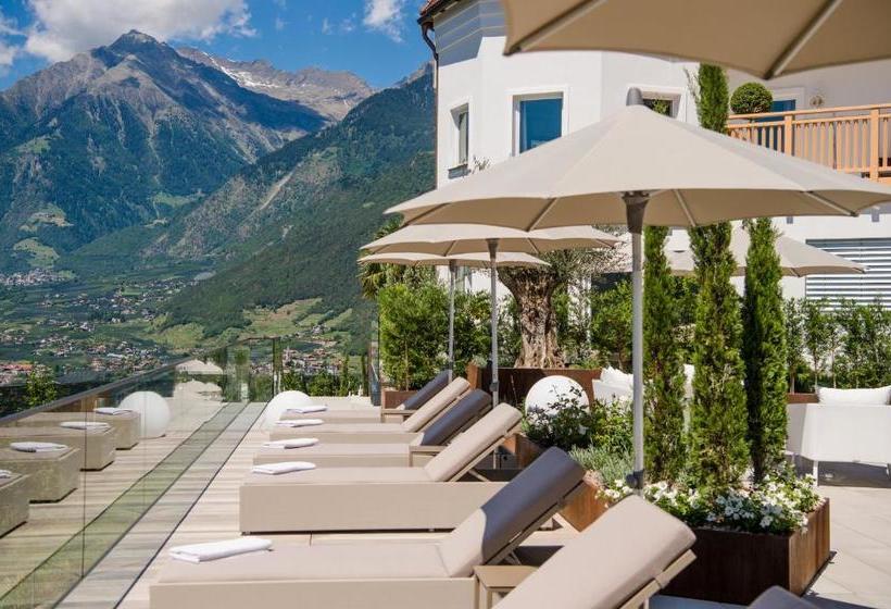 Small & Beautiful Hotel Gnaid