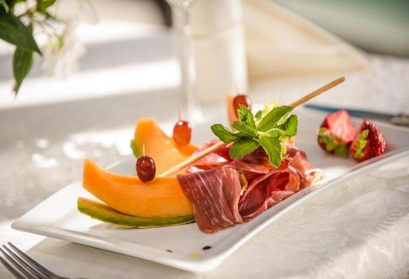 Small & Beautiful Hotel Gnaid