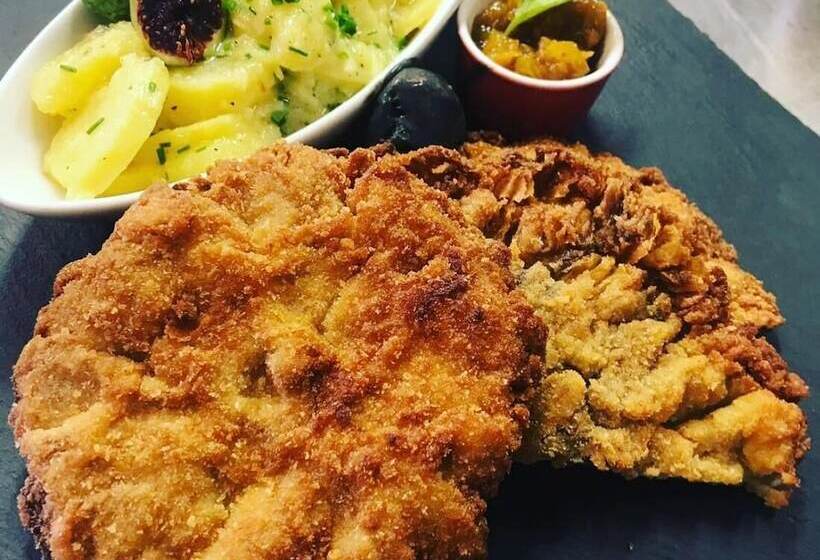 בית מלון כפרי Steinegger