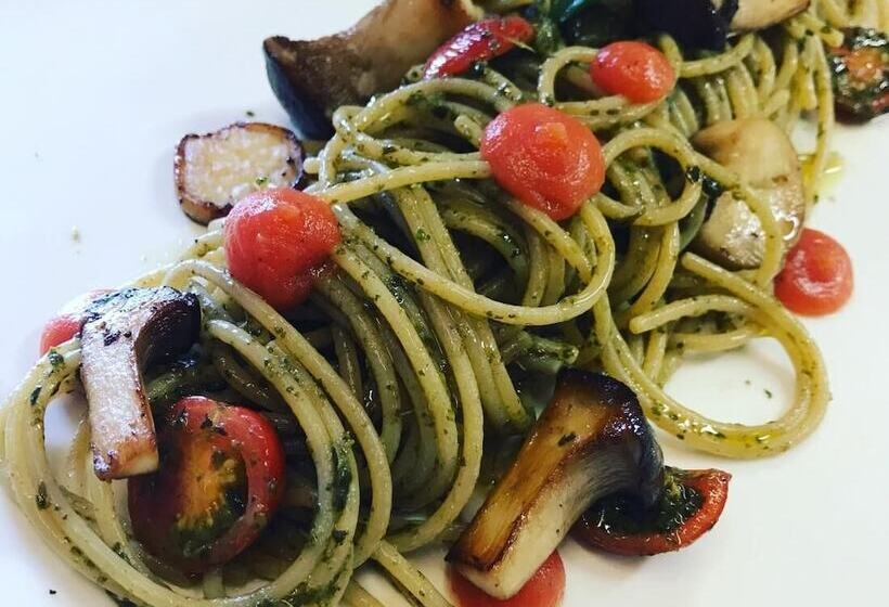 בית מלון כפרי Steinegger