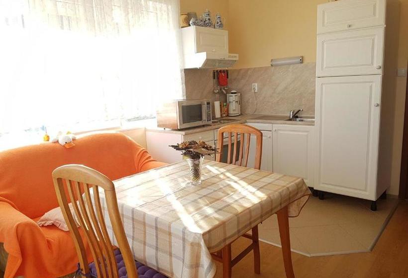 Trakata Villa Apartments