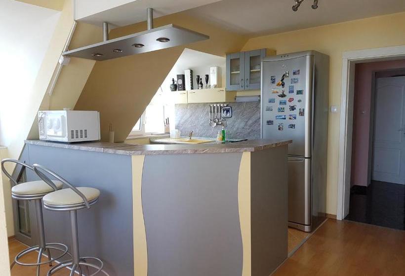 Trakata Villa Apartments