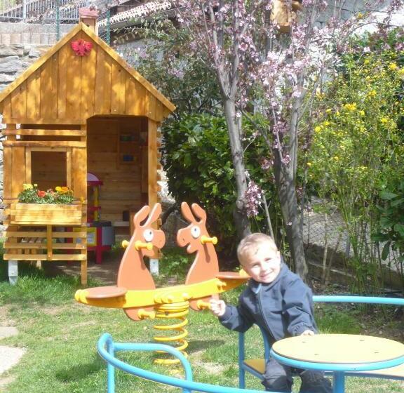 ホテル Zum Tiroler Adler