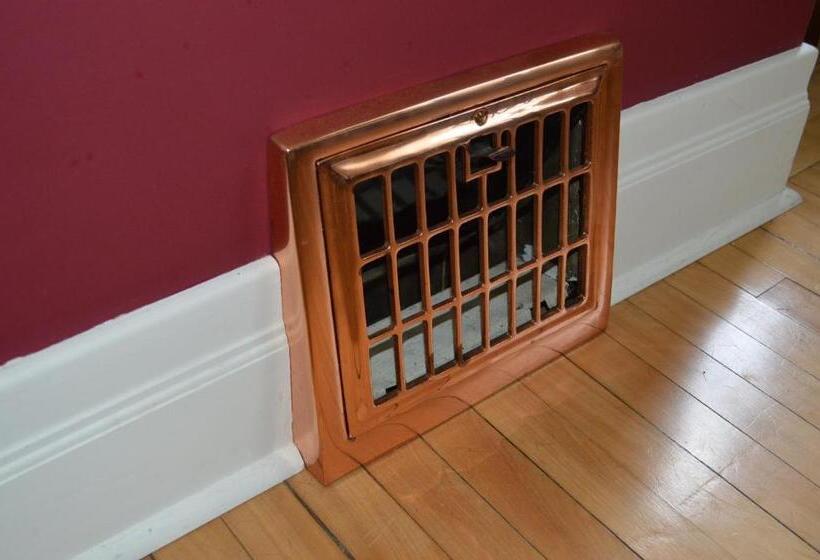 La Maison Collins B&b