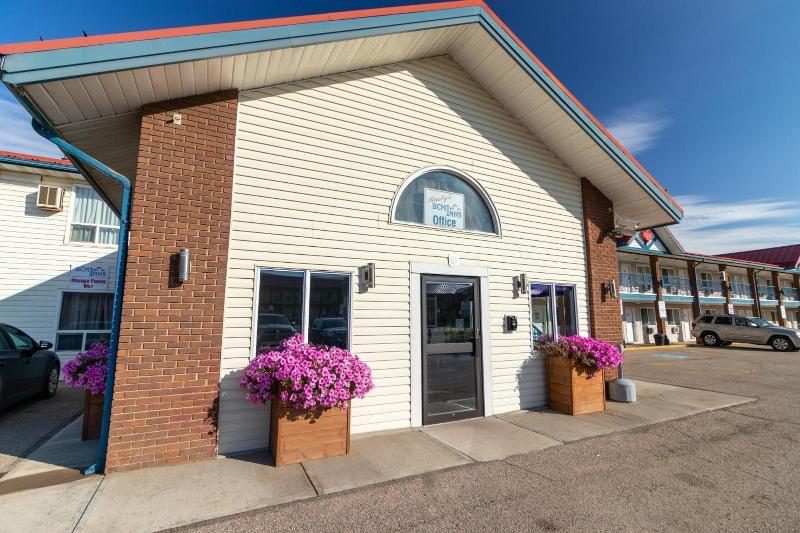 Motel Bcminns  Fort Mcmurray  Rusty S