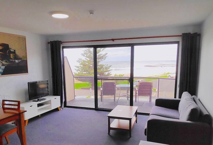 מוטל Beachhouse Mollymook