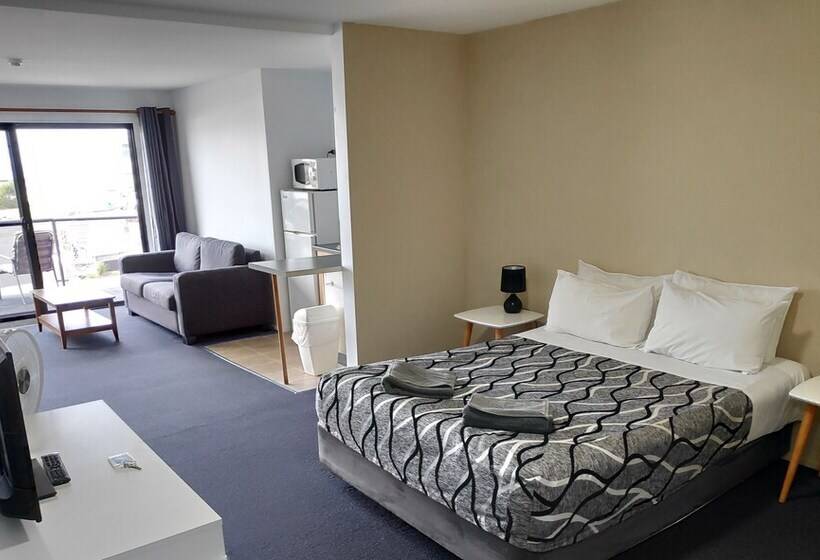 מוטל Beachhouse Mollymook