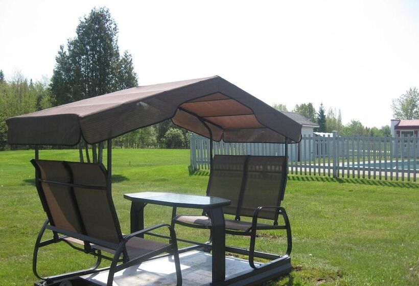 Motel De La Pente Douce