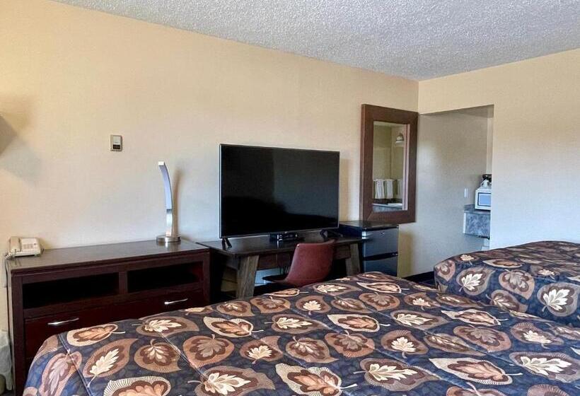 فندق على الطريق Dockside Inn