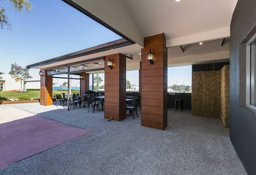 فندق على الطريق Gallery