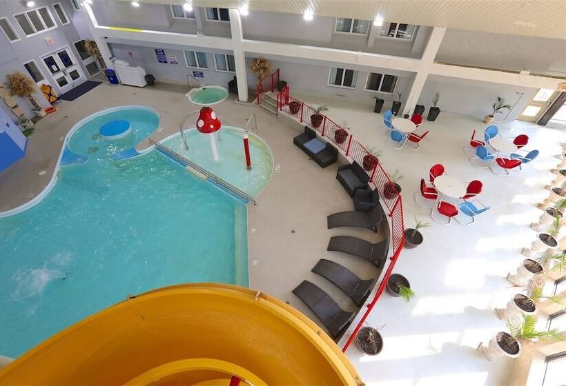מוטל Medicine Hat Inn & Suites