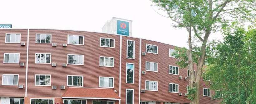 모텔 Seasons Inn Halifax