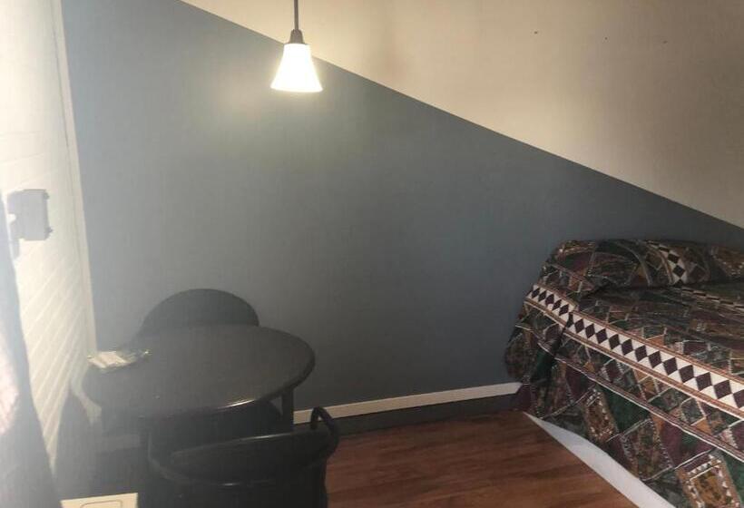 מוטל Superlodge Lloydminster