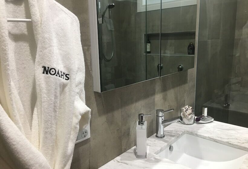 Noah's Stanley Luxury Bed And Breakfast