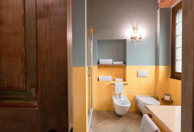 レジデンス Corte Del Passone