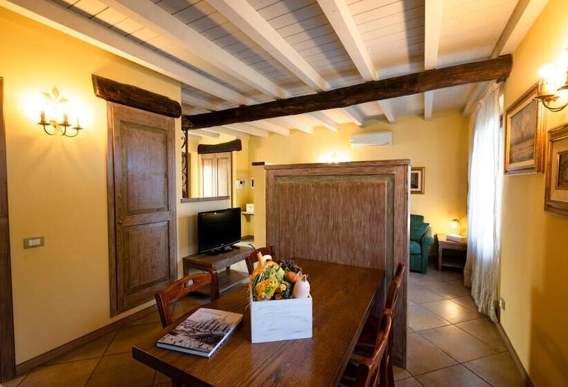 レジデンス Corte Del Passone