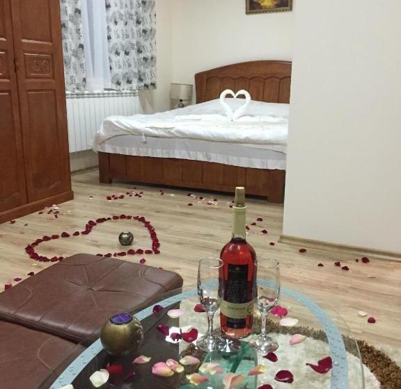 استراحتگاه Complex Koko Hills