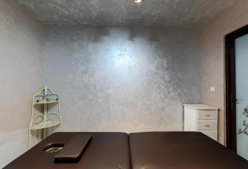 استراحتگاه Complex Koko Hills