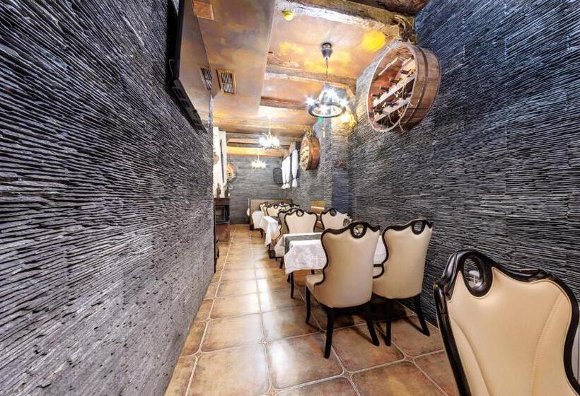 استراحتگاه Complex Koko Hills