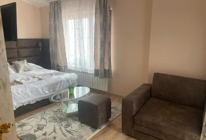 استراحتگاه Complex Koko Hills