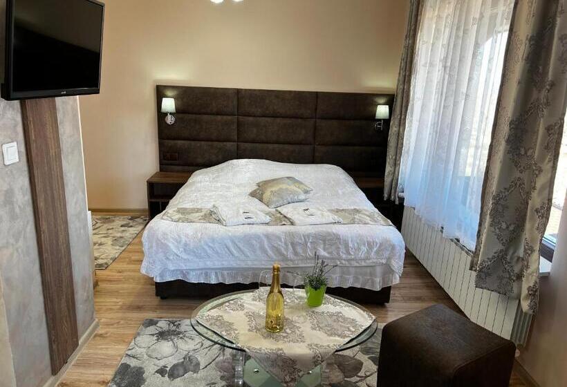 استراحتگاه Complex Koko Hills