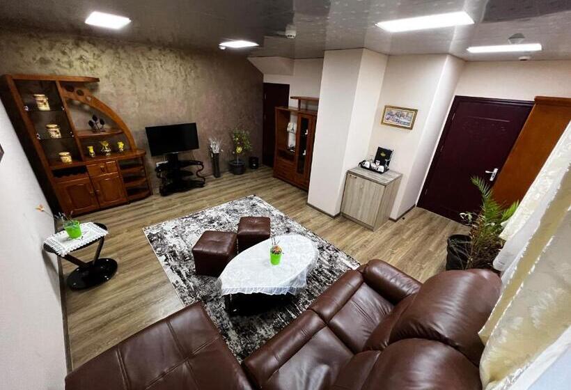 استراحتگاه Complex Koko Hills