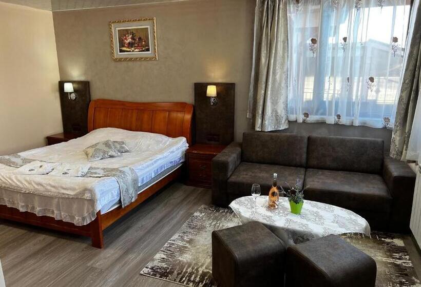 استراحتگاه Complex Koko Hills