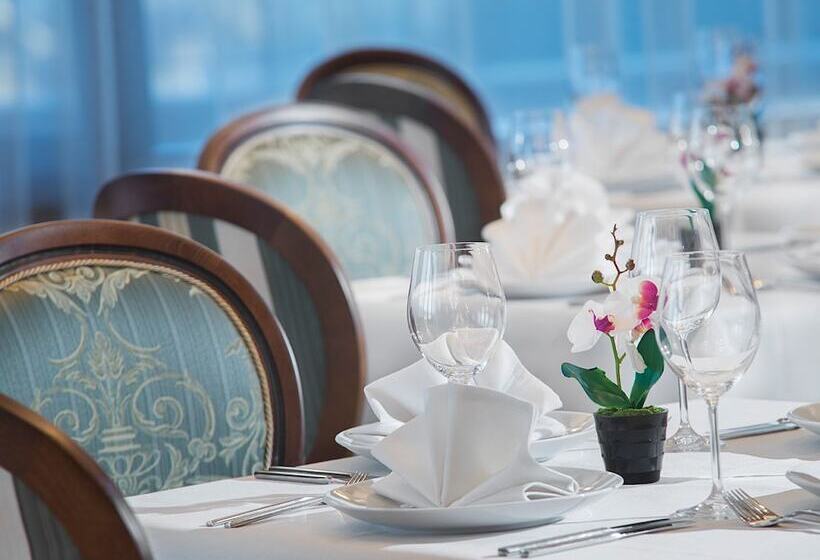 منتجع Park Hotel And Spa Vella Hills