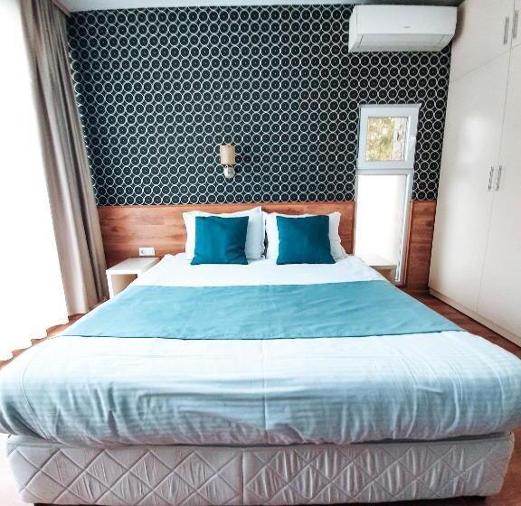 리조트 Waterside Houses