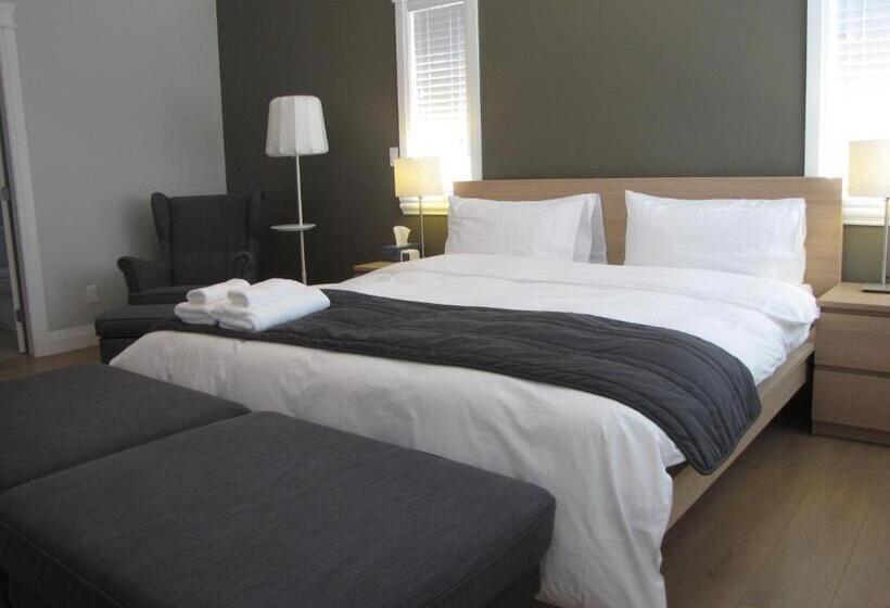 Riverfront Bed And Breakfast