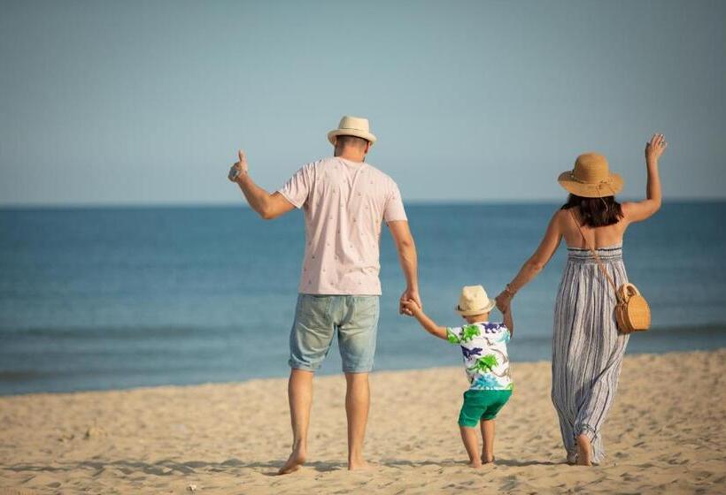 Sunny Castle Hotel All Inclusive And Free Parking