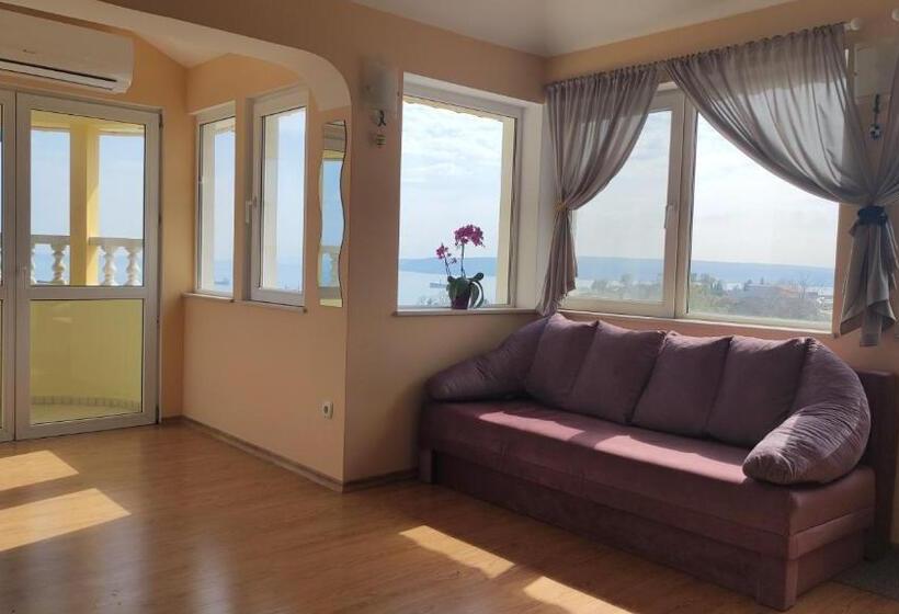 Trakata Villa Apartments