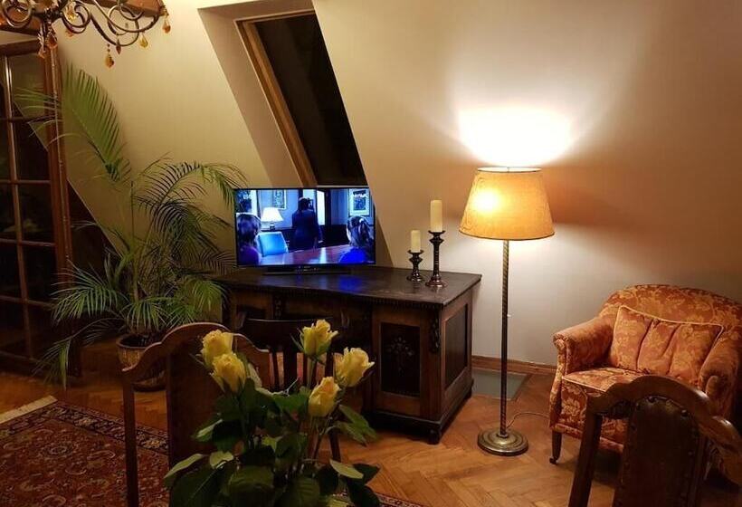 هتل Apartamenty Molus