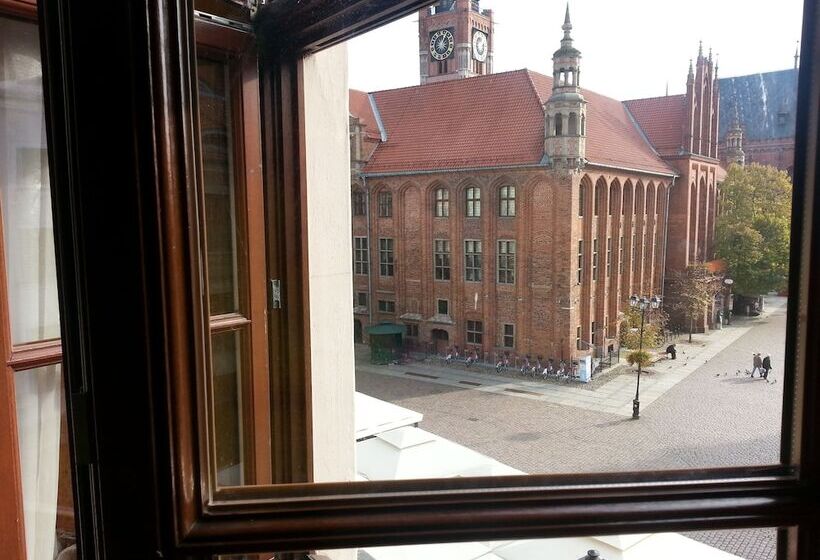 هتل Apartamenty Molus