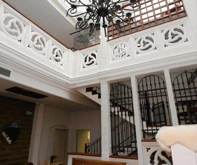 هتل Apartamenty Molus