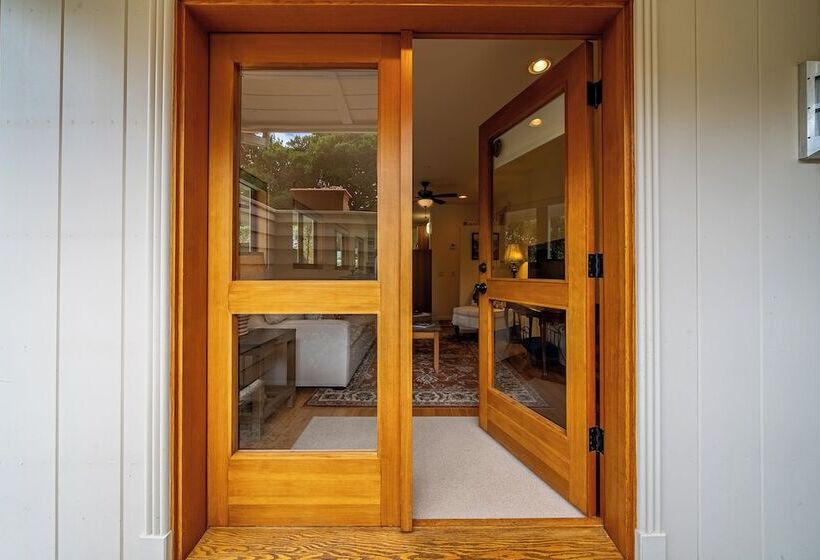 12 Oaks Romantic Escape For 2