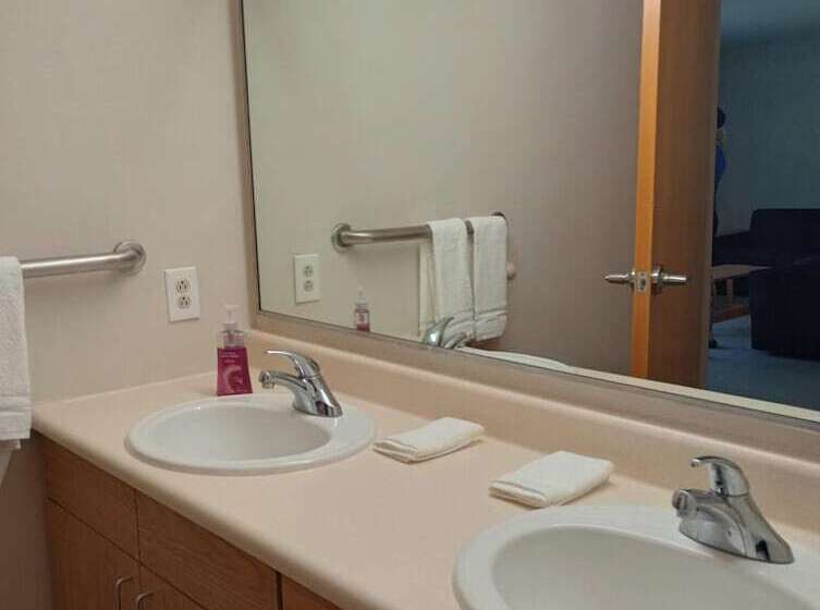 فندق صغير The Saints Suites At Nccc