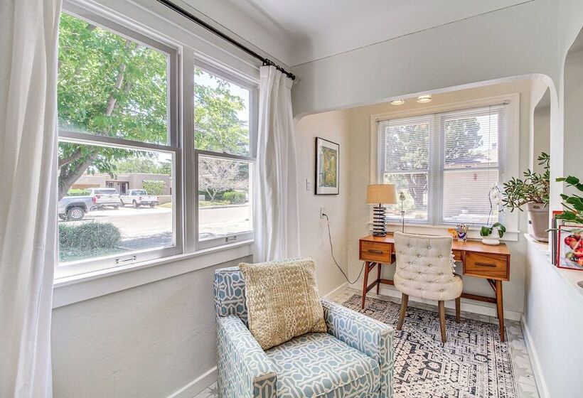 Albuquerque Adobe Cottage: Yard, Walkable Area