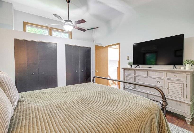 Alden Home W/ Fire Pit: Steps To Torch Lake!