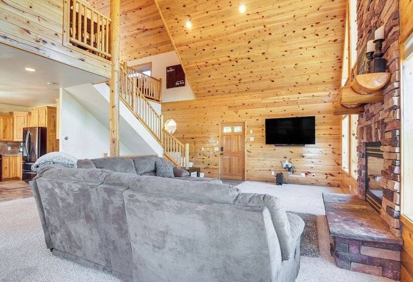 Alton Cabin W/ Wraparound Deck, Forest Views