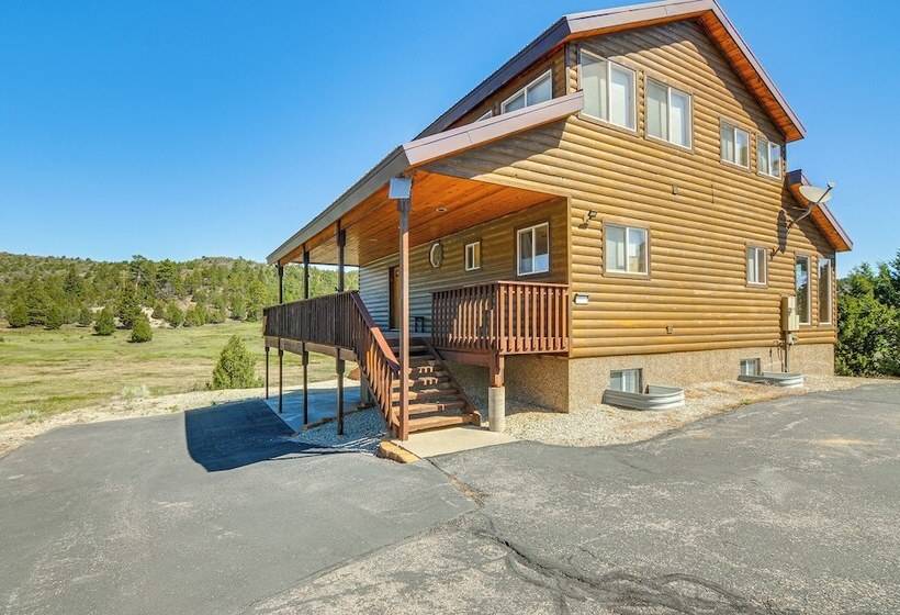 Alton Cabin W/ Wraparound Deck, Forest Views